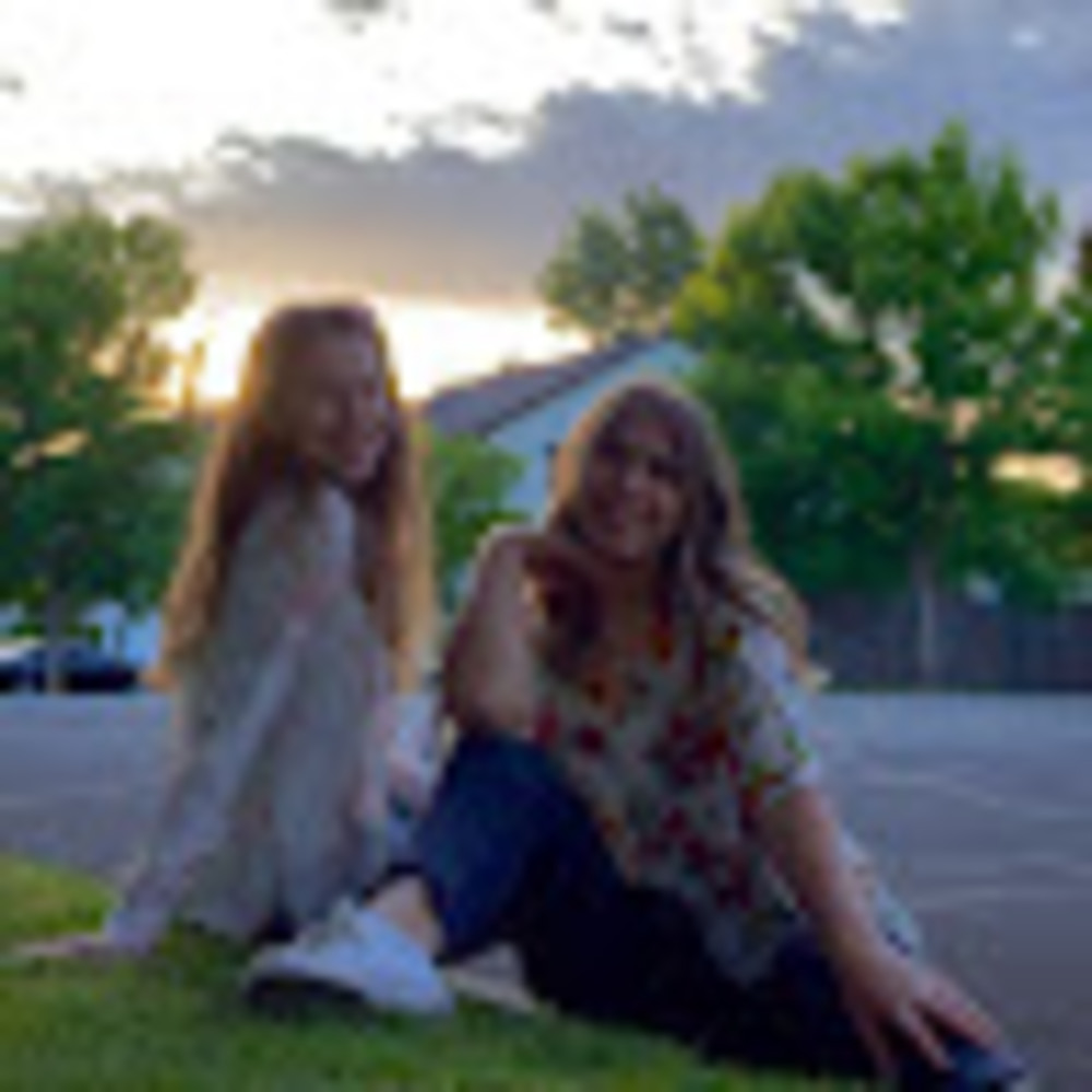 Meet your Posher, Madalyn